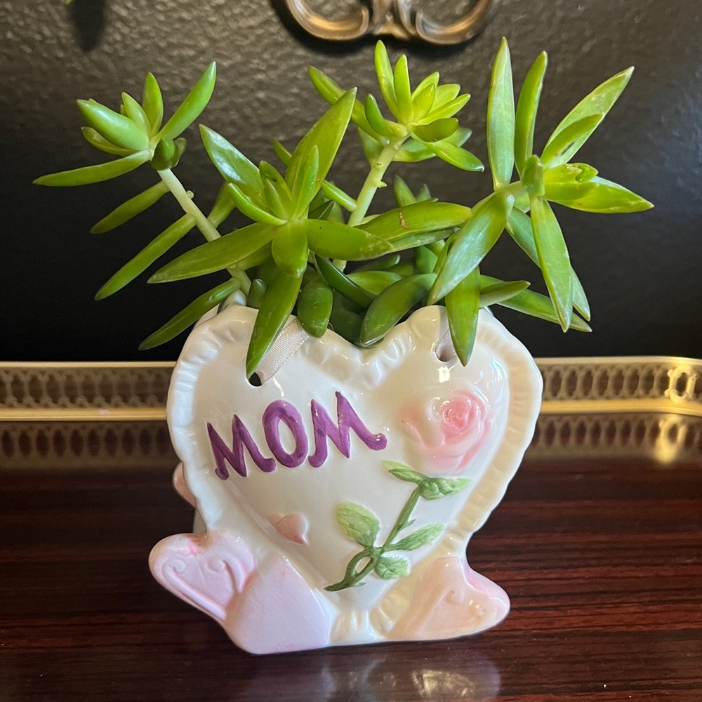 Vintage ceramic MOM planter